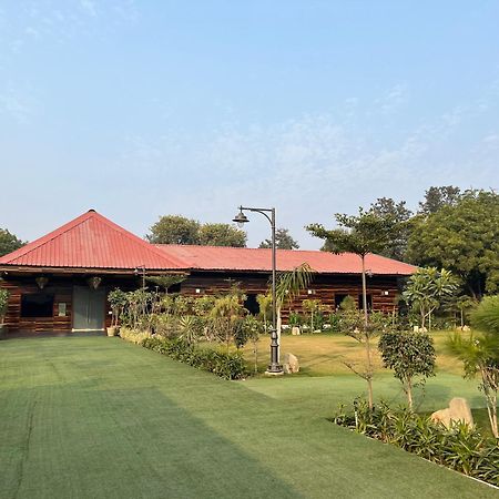 The Green Wood Palace I Farm House I Wedding I Party I 87Oo2O5865 Villa Gurgaon Exterior foto